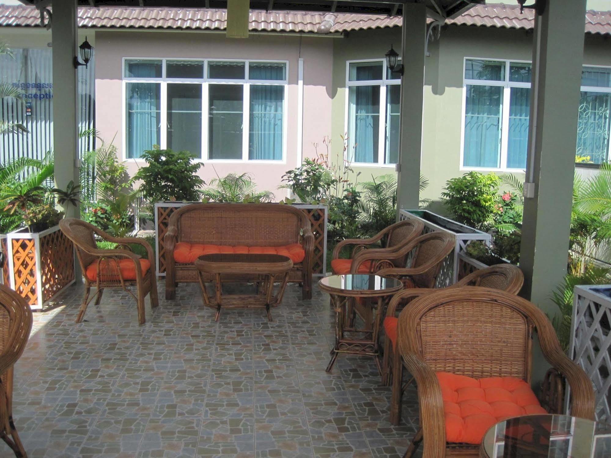Hôtel The Tamarind à Sihanoukville Extérieur photo